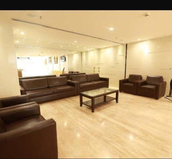 Hotel-S-Park Khammam Extérieur photo